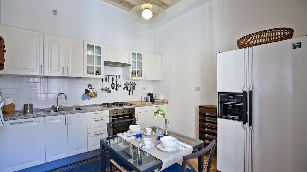 Rental In Rome Trevi Fouintain View Apartment Habitación foto